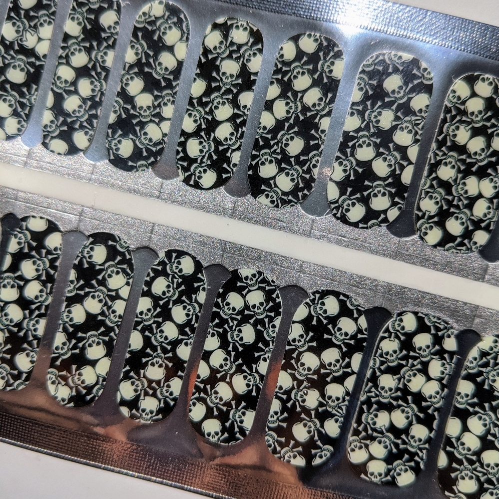 5 for $15 Nail Wraps- Glow-in-the-Dark Skulls